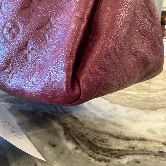 SOLD!! 💗♥️ Louis Vuitton Artsy Empreinte Burgundy EXCELLENT CONDITION ♥️💗 - Picture 9 of 11